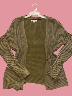 Aeropostale Women’s olive green frayed knit button-down cardigan sweater size S